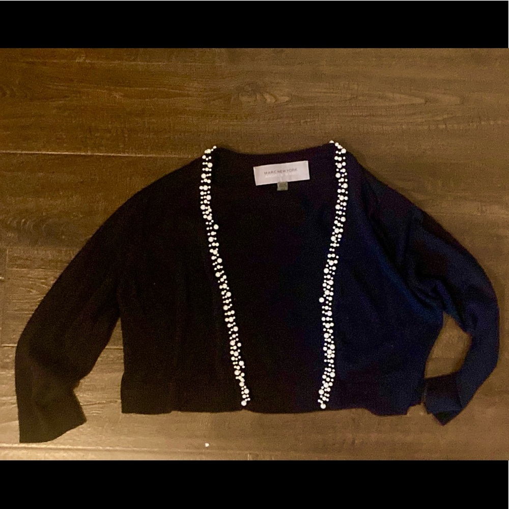 Cropped pearl accent open cardigan